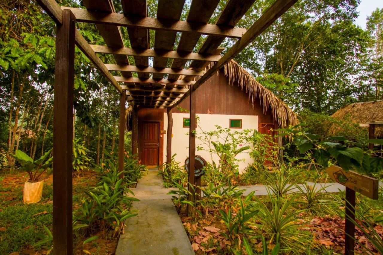 Amazon Turtle Lodge Careiro Экстерьер фото